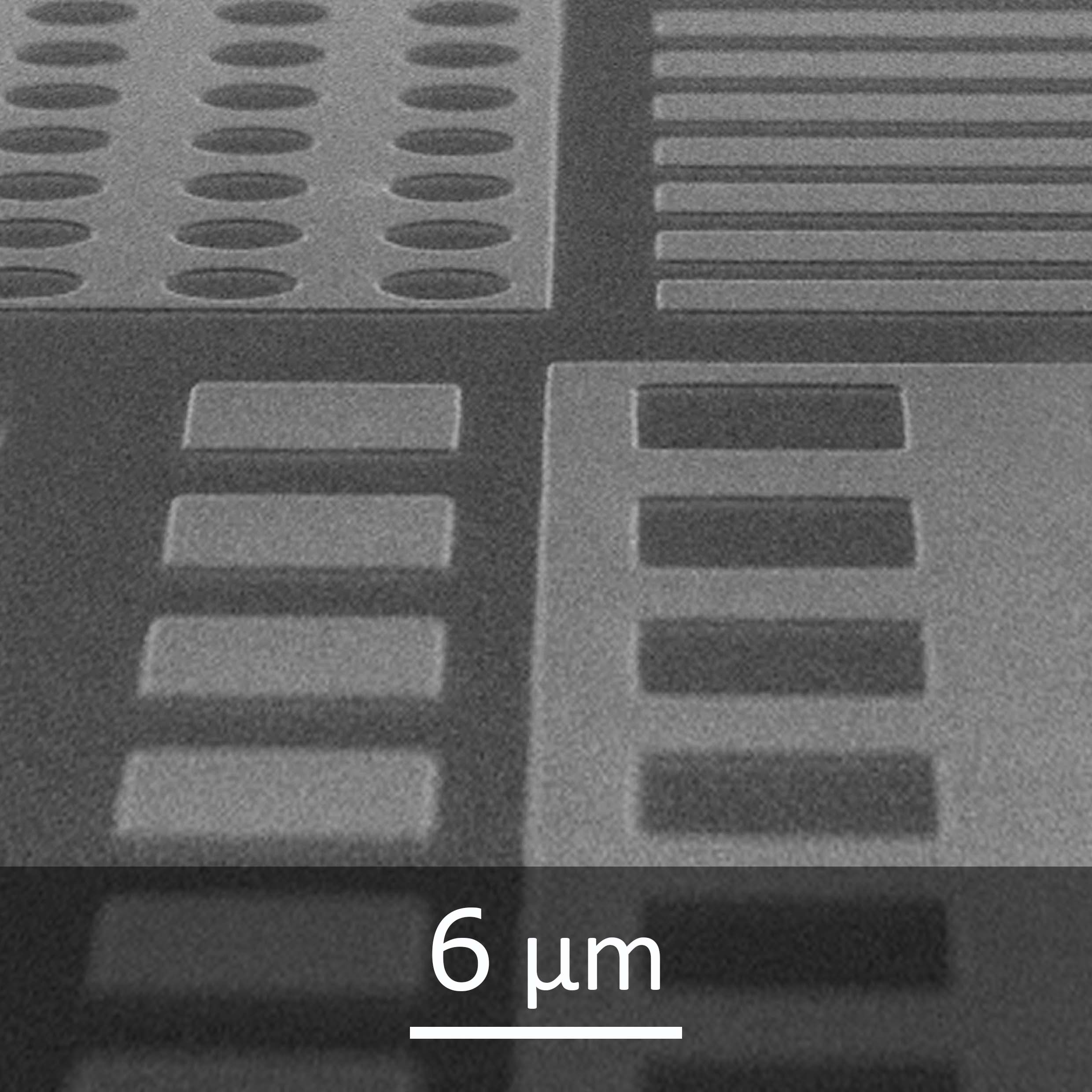 SEM image of a TGXYZ grating