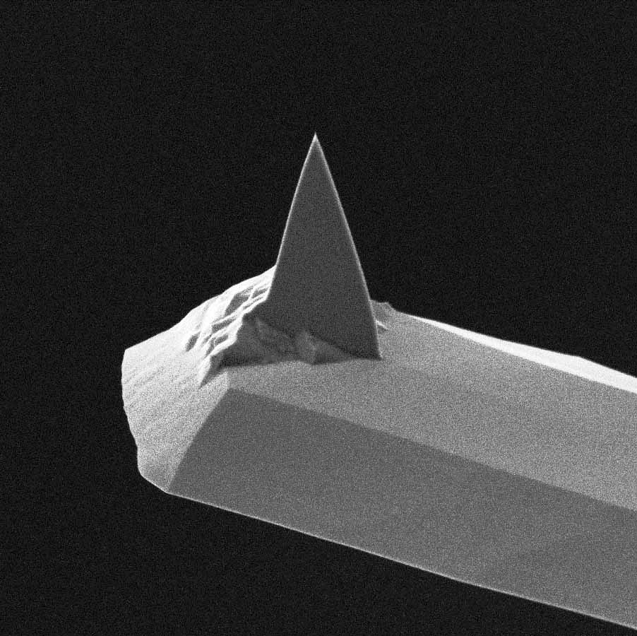 AFM tip of MikroMasch tapping mode AFM probe