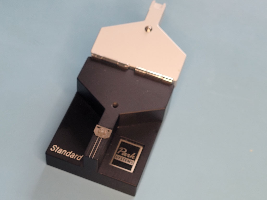 Step 2 - How to use the Park Systems Clip Type Chip Carrier for unmounted probes.
